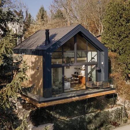 Semesterbostad Fauna Retreat Design-led