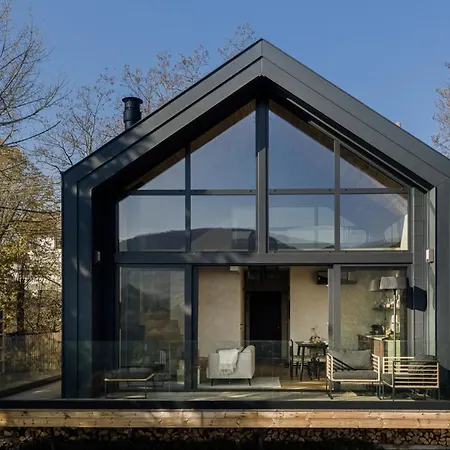 Fauna Retreat Design-led Semesterbostad